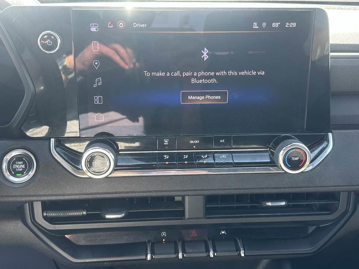 Used 2023 Chevrolet Colorado W/T image 30