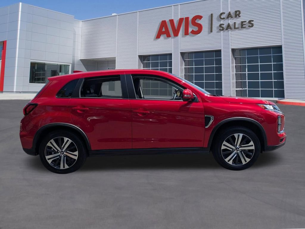 Used 2025 Mitsubishi Outlander Sport SE AWD/4WD image 5