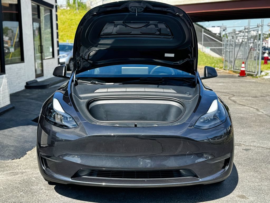 Used 2024 Tesla Model Y Long Range RWD image 20