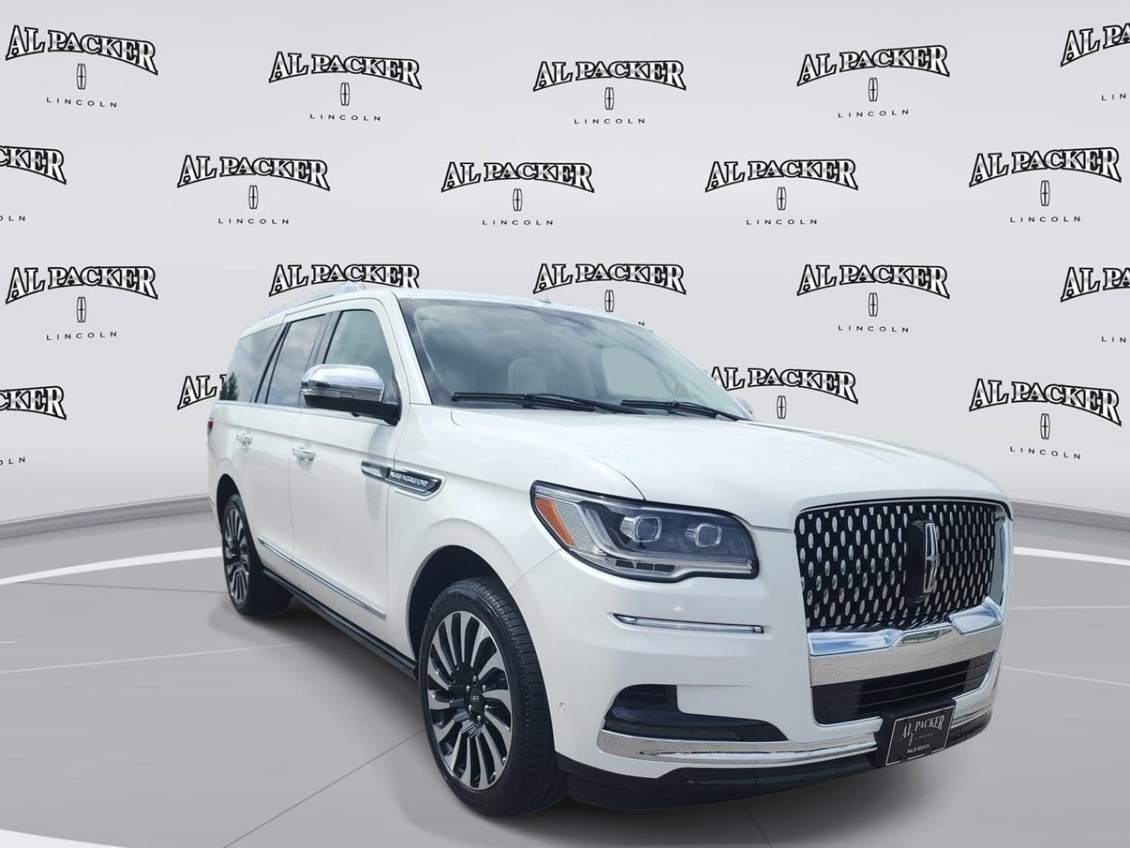 Used 2023 Lincoln Navigator Black Label image 7