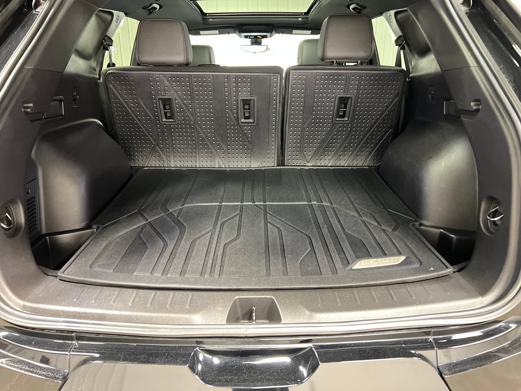 Certified 2023 Chevrolet Blazer RS w/ Driver Confidence II Package AWD/4WD image 20