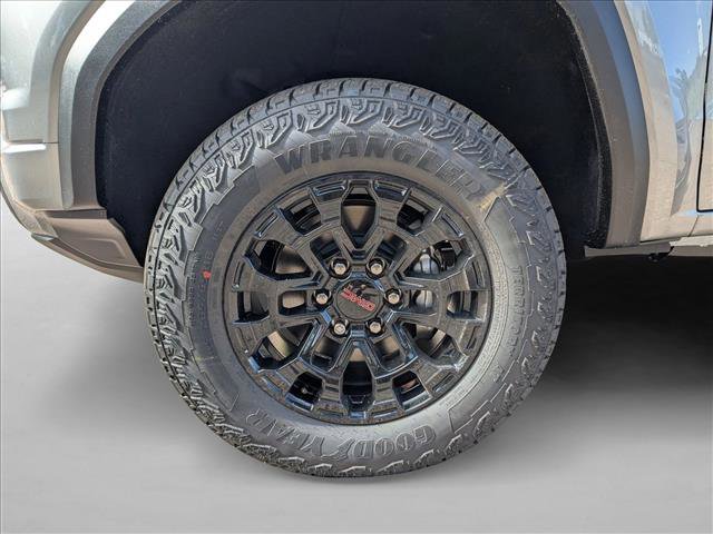 New 2026 GMC Canyon Elevation w/ Convenience Package image 10