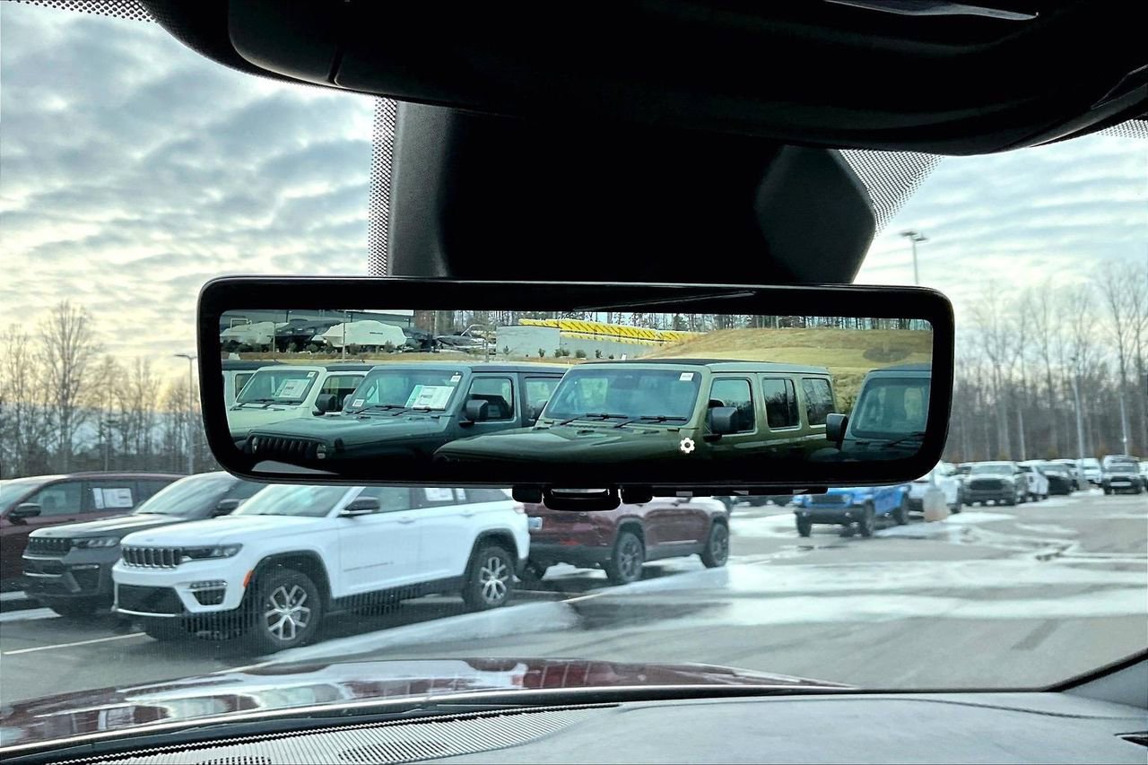 New 2026 Jeep Grand Cherokee Limited image 27