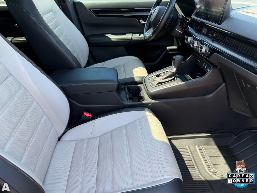 Used 2025 Honda CR-V Sport Touring image 25