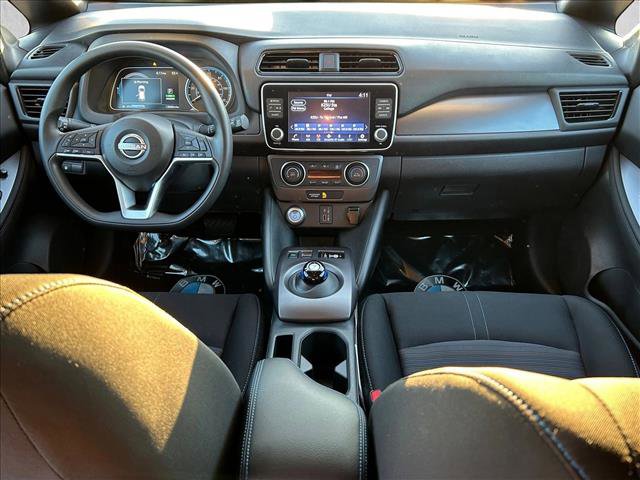 Used 2023 Nissan Leaf S image 18