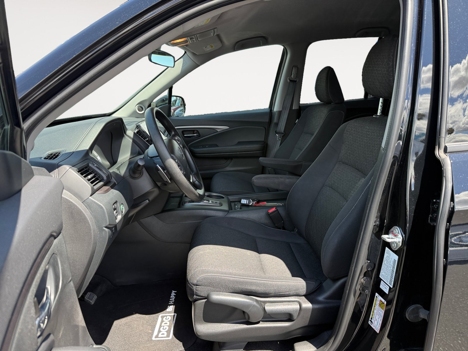 Used 2023 Honda Ridgeline Sport image 10