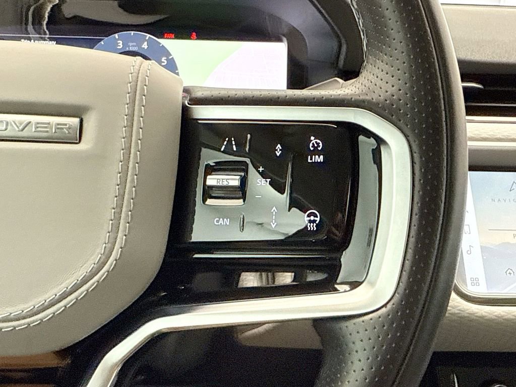 Certified 2023 Land Rover Range Rover Evoque R-Dynamic S image 12