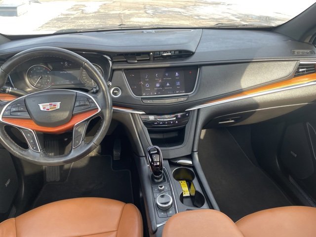 Used 2022 Cadillac XT5 Premium Luxury image 3