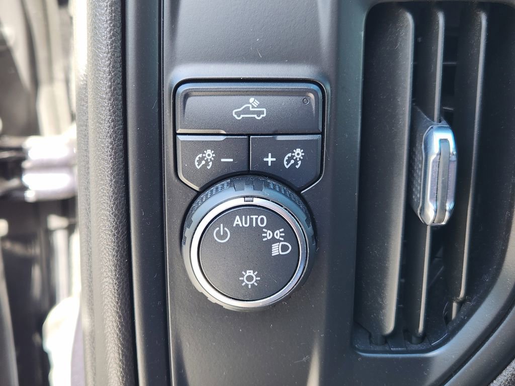 Used 2023 Chevrolet Silverado 1500 Custom w/ LPO, Dark Essentials Package RWD image 24