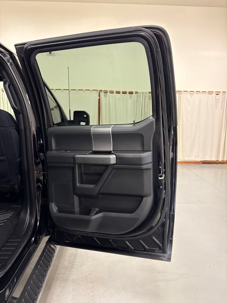 Used 2016 Ford F150 XLT w/ Equipment Group 301A Mid AWD/4WD image 28