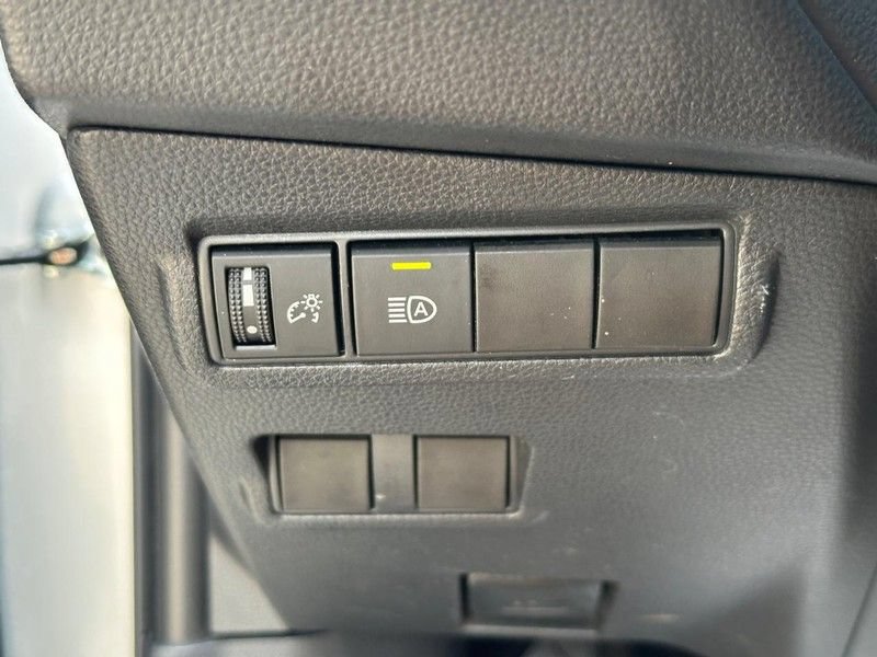 Used 2022 Toyota Corolla Cross LE AWD/4WD image 24