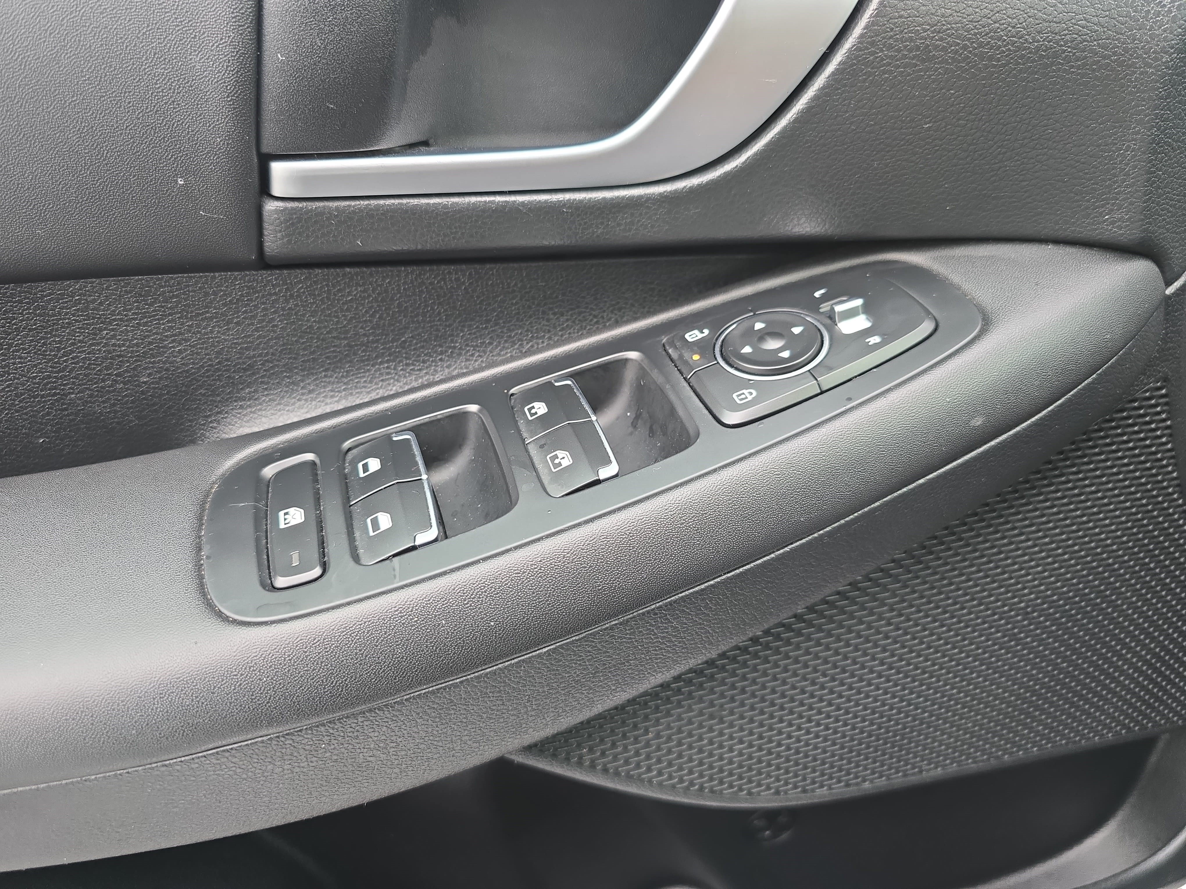 Used 2024 Hyundai Sonata SEL FWD image 26
