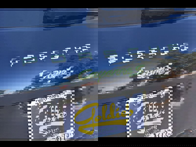 Used 2017 Porsche Cayenne S w/ Premium Package image 51