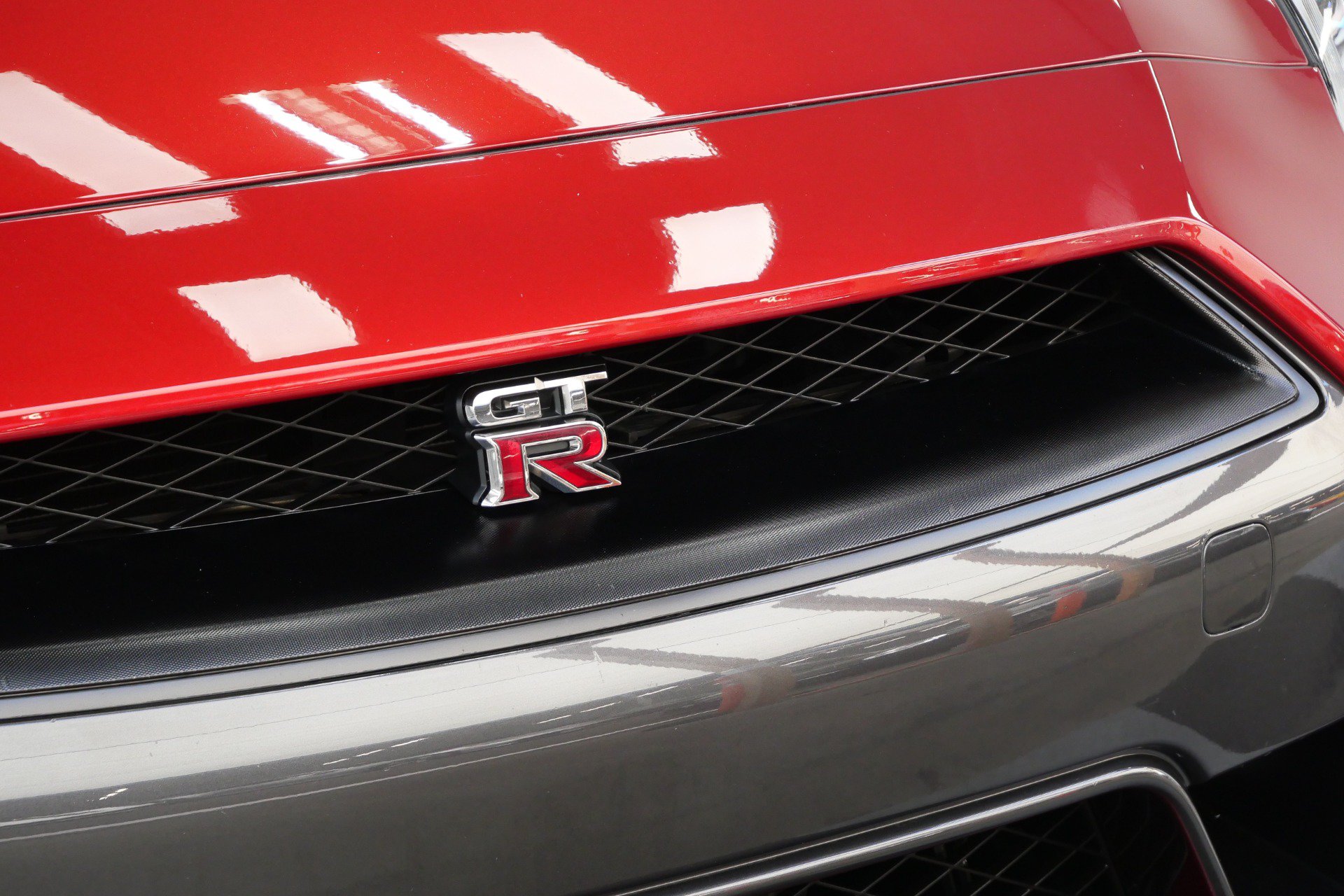 Used 2015 Nissan GT-R Premium AWD/4WD image 43