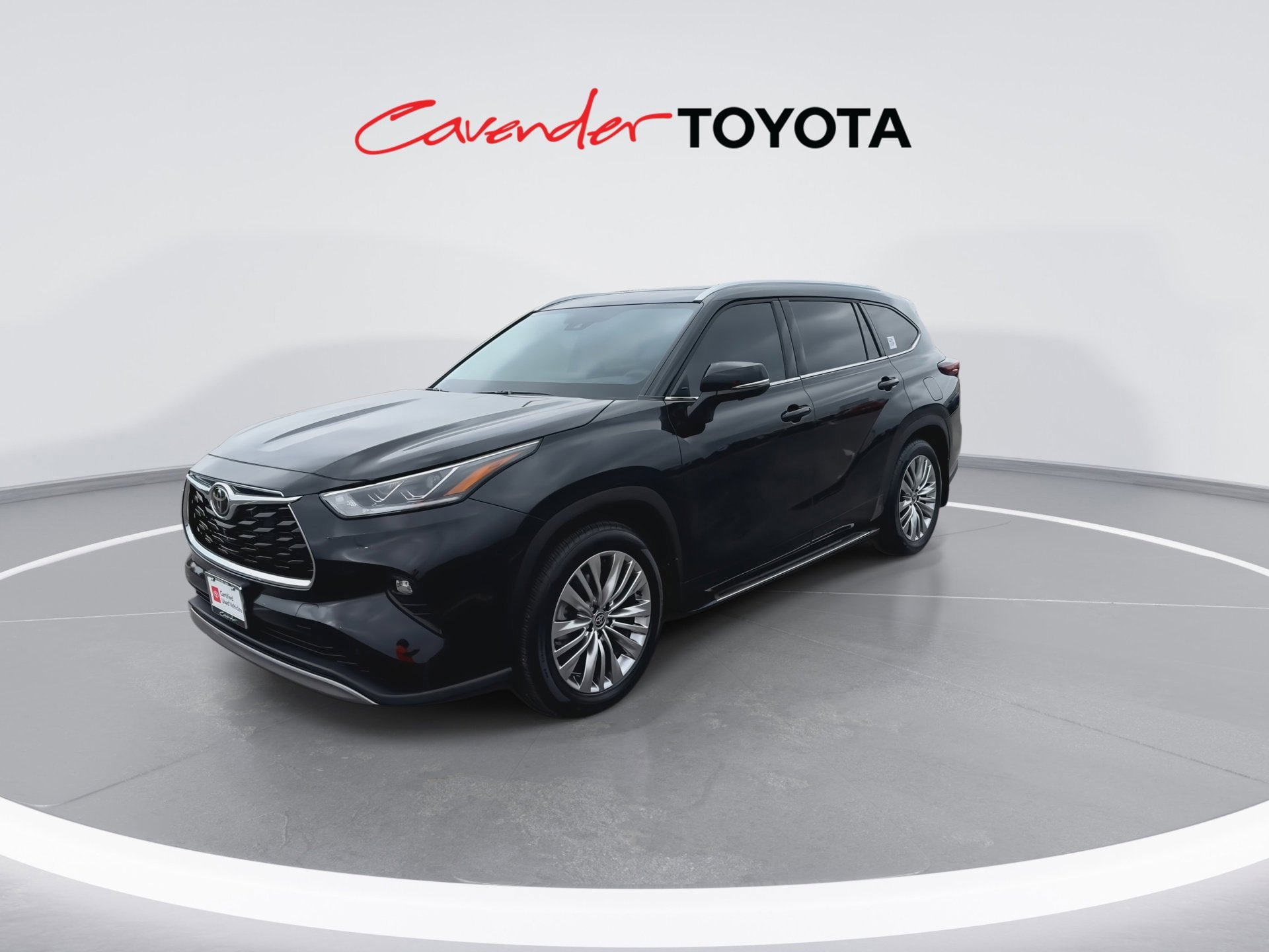 Certified 2026 Toyota Highlander Platinum AWD/4WD image 4