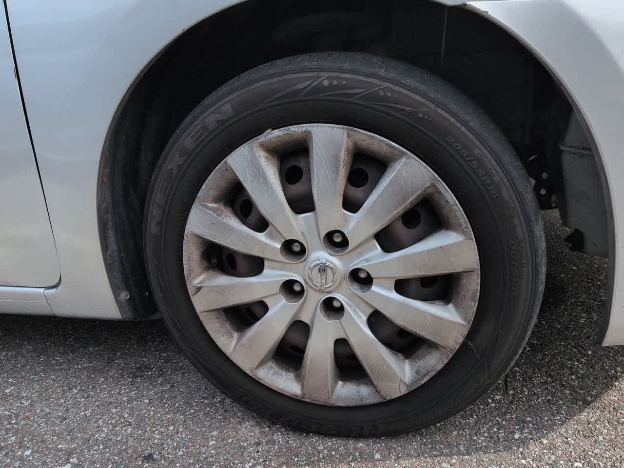 Used 2017 Nissan Sentra SV FWD image 8