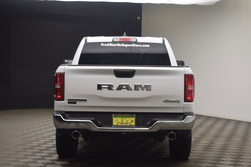New 2026 RAM 1500 4x4 Crew Cab image 10