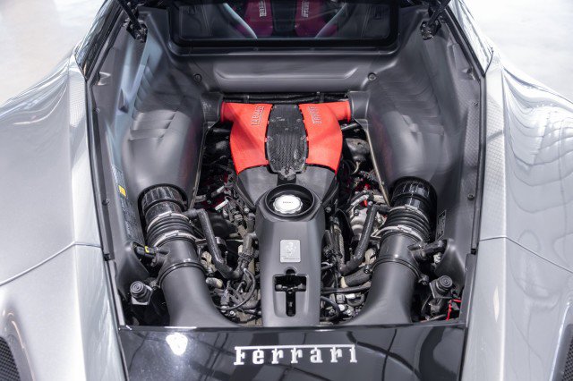 Used 2020 Ferrari F8 Tributo image 27
