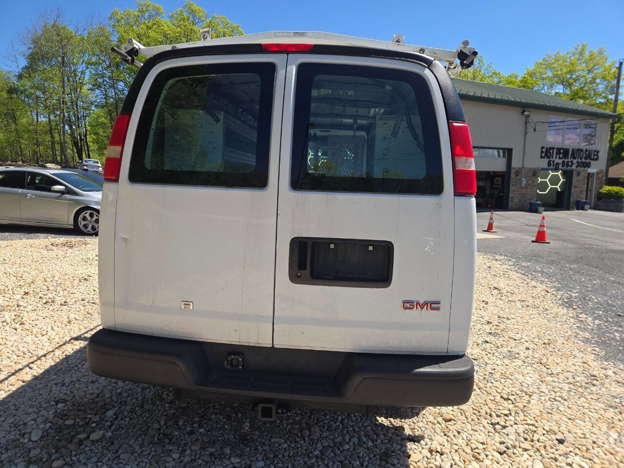 Used 2006 GMC Savana 2500 RWD image 6
