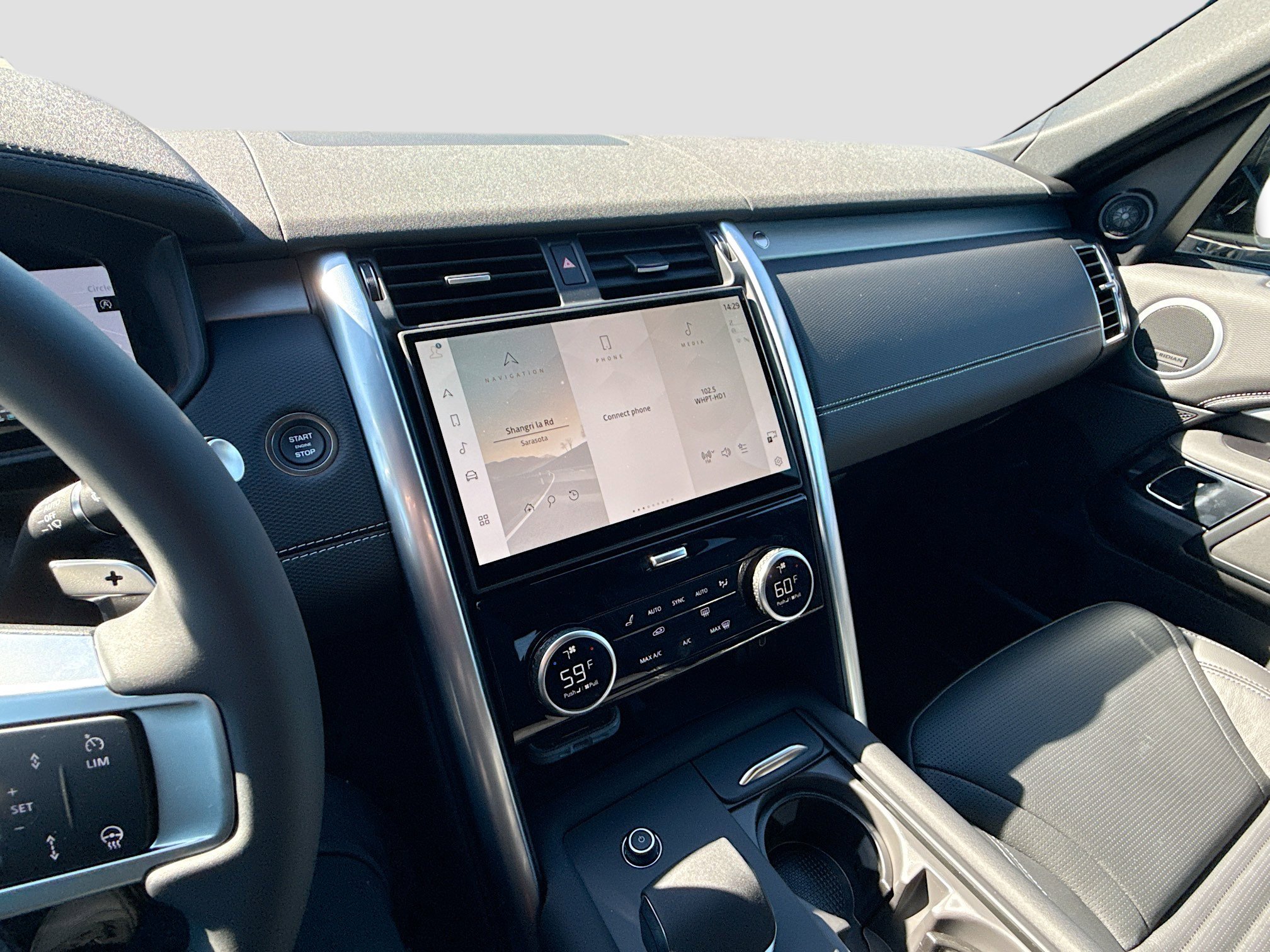 New 2026 Land Rover Discovery Dynamic SE AWD/4WD image 29