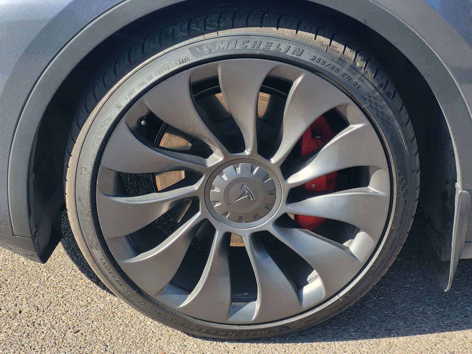 Used 2023 Tesla Model Y Performance AWD/4WD image 8