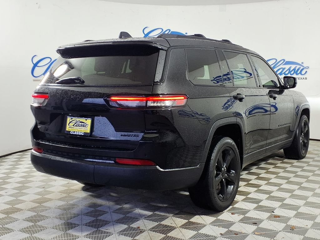 Used 2022 Jeep Grand Cherokee L Limited w/ Black Appearance Package RWD image 6