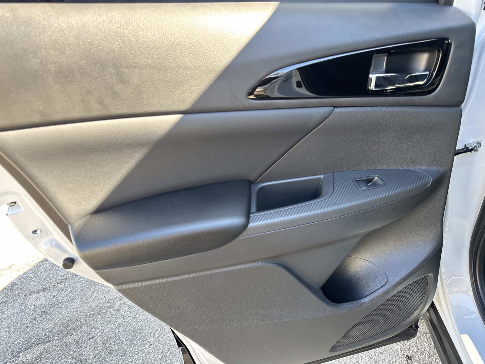 New 2026 Mitsubishi Eclipse Cross FWD image 10