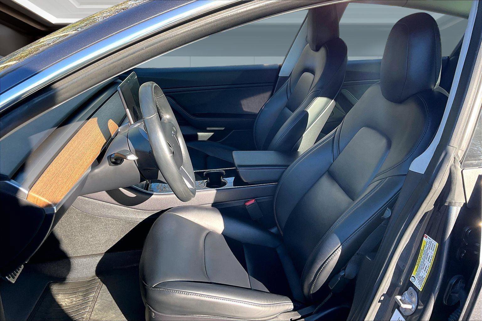 Used 2019 Tesla Model 3 Long Range image 24