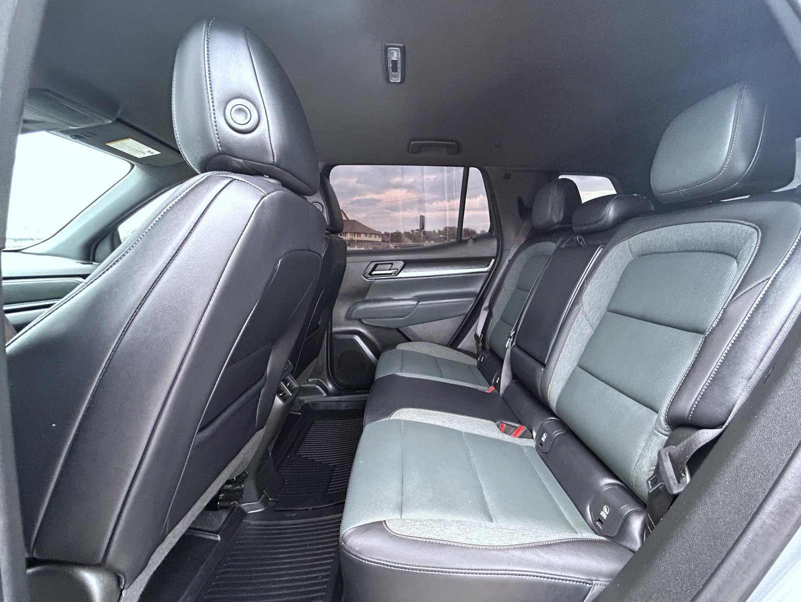 Certified 2026 GMC Terrain AT4 w/ Convenience Package III AWD/4WD image 21