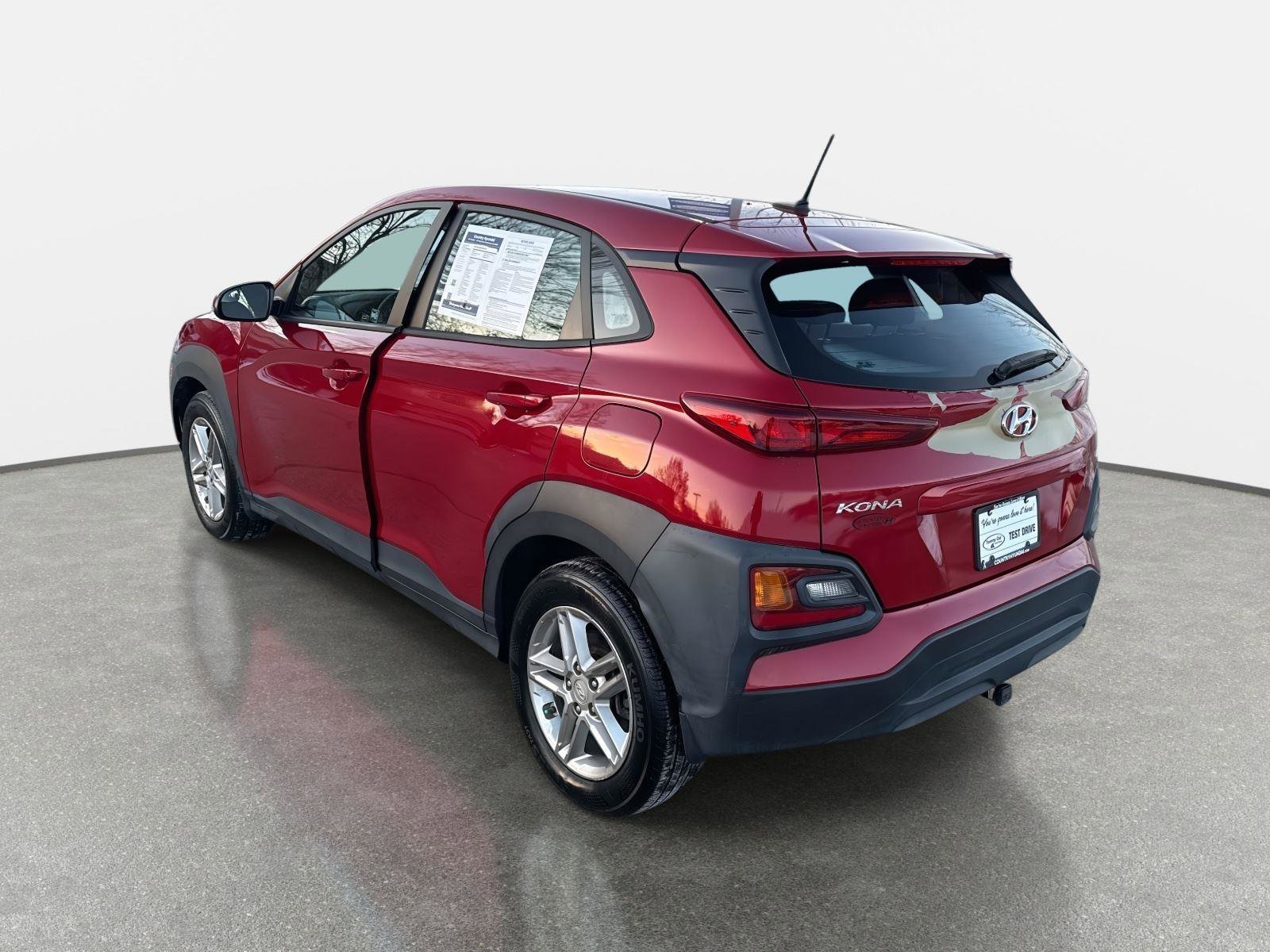 Used 2021 Hyundai Kona SE w/ Cargo Package image 7