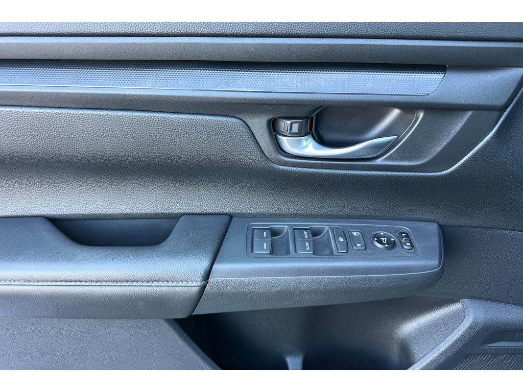 Used 2025 Honda CR-V EX image 11