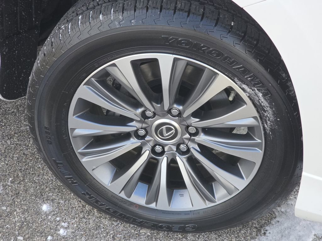 Certified 2020 Lexus GX 460 Luxury w/ Accessory Package image 18