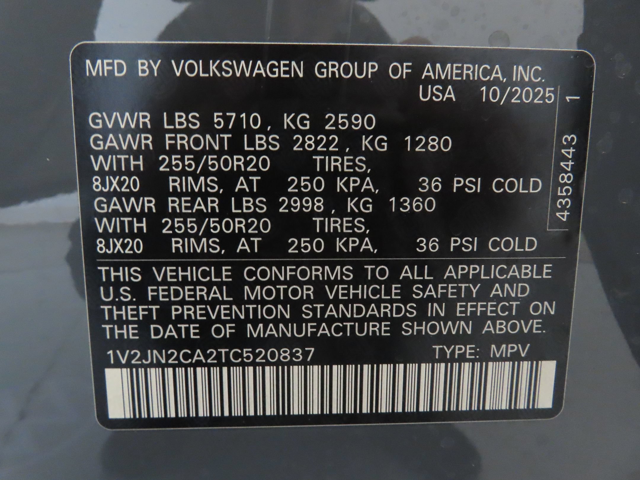 Certified 2026 Volkswagen Atlas SE FWD image 28