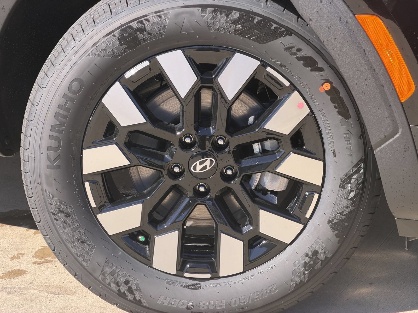 New 2026 Hyundai Santa Cruz SE FWD image 9
