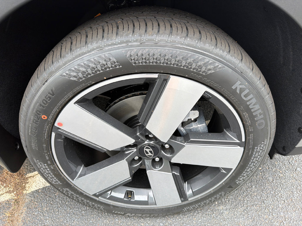 New 2027 Hyundai Santa Fe Limited FWD image 12