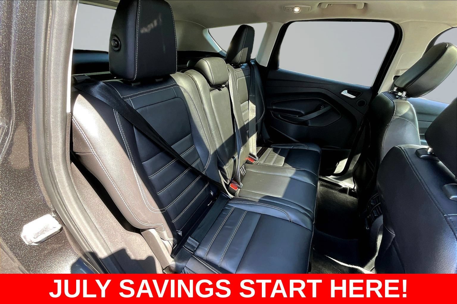 Used 2018 Ford Escape Titanium w/ Ford Safe & Smart Package AWD/4WD image 22