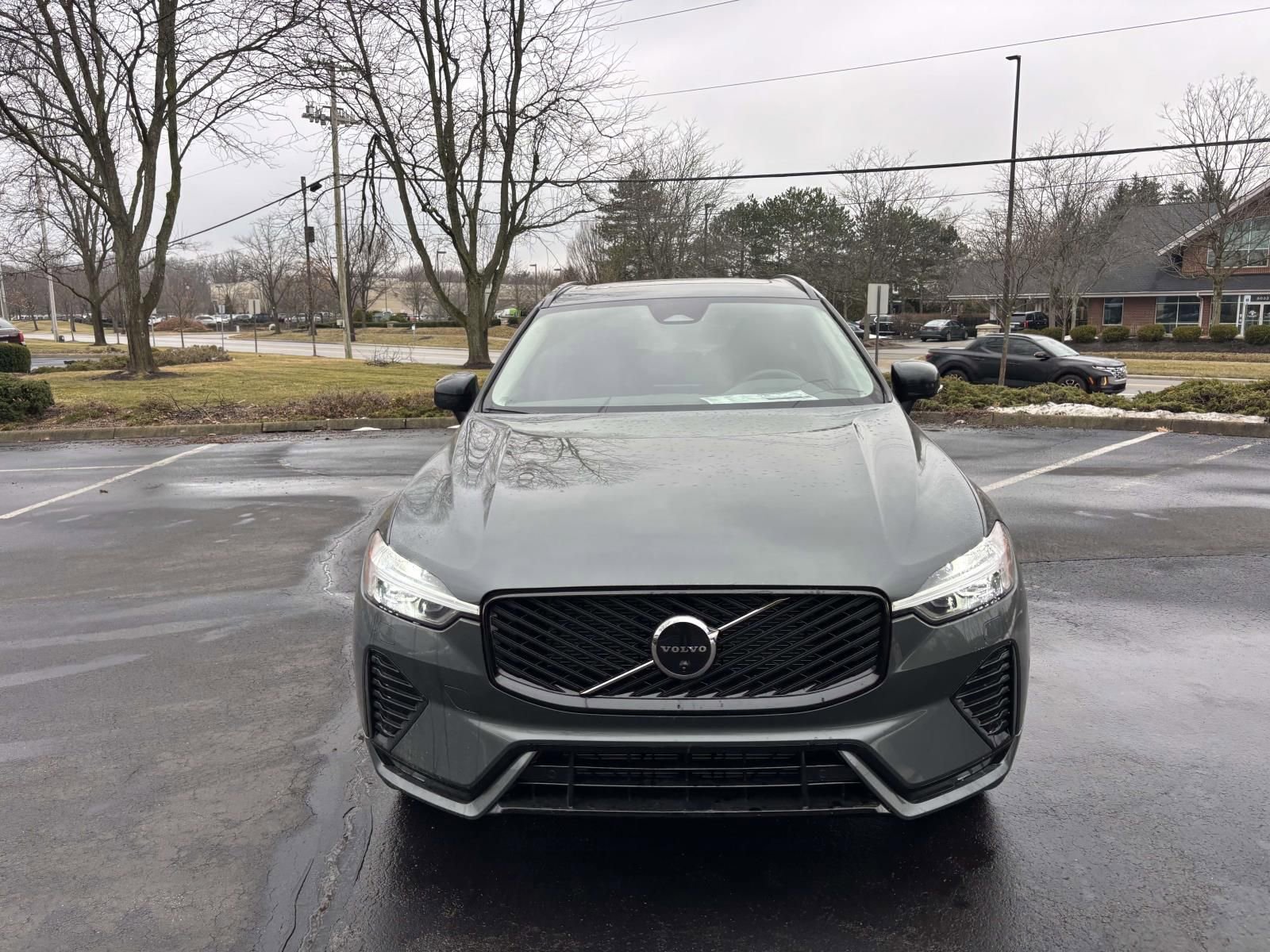 New 2026 Volvo XC60 B5 Plus w/ Protection Package Premier image 2