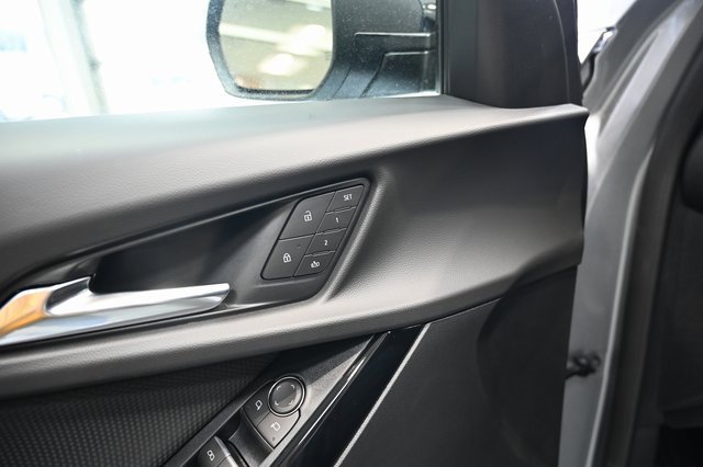 New 2026 Chevrolet Equinox RS w/ Convenience Package III image 24