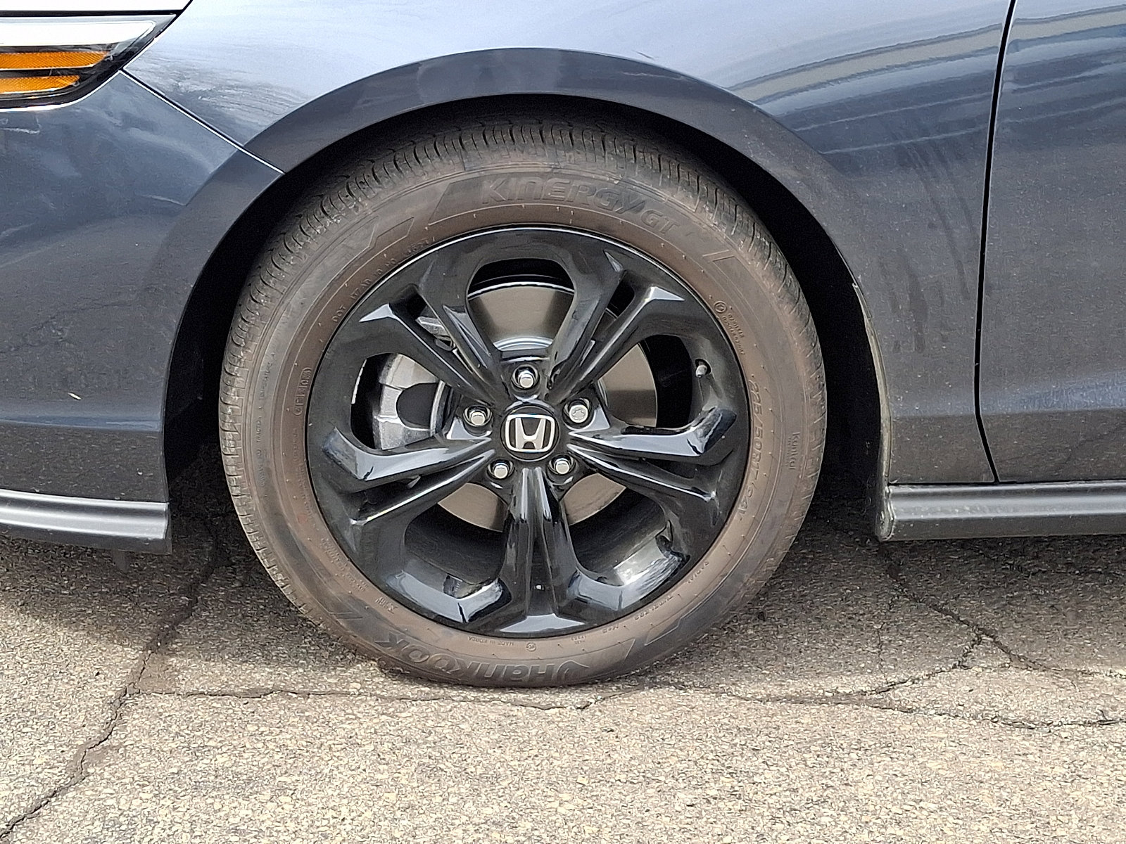 Certified 2025 Honda Accord SE image 11