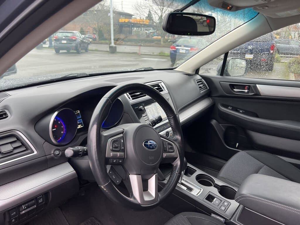Used 2016 Subaru Outback 2.5i Premium image 7