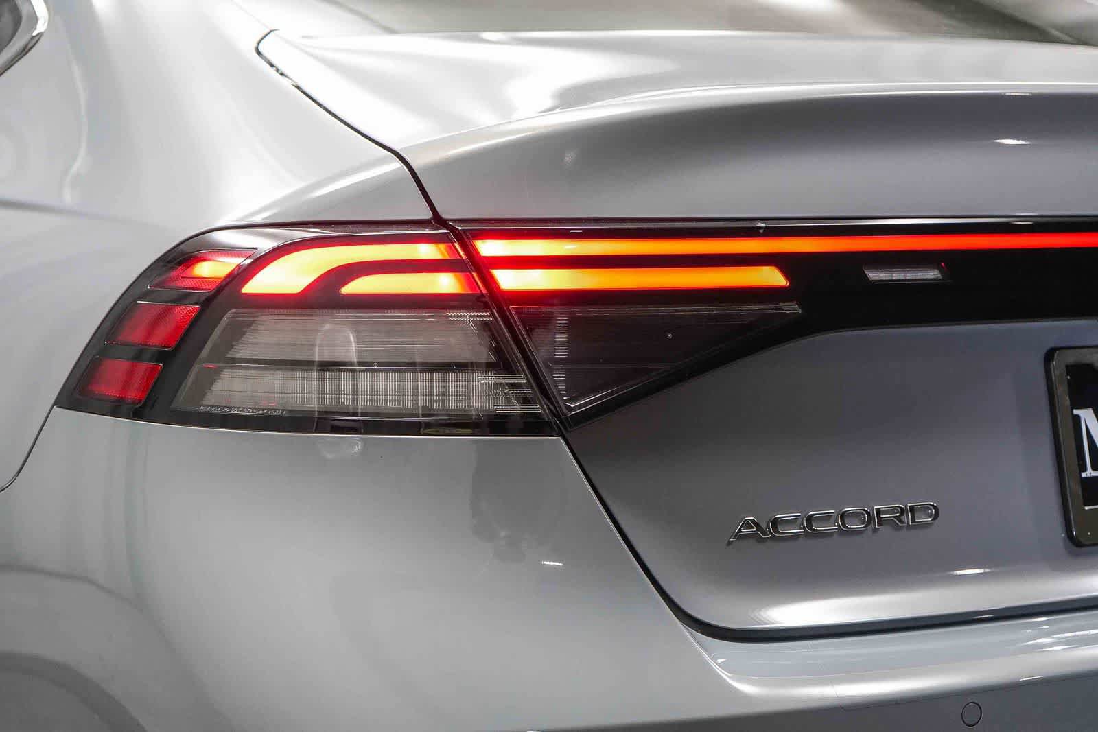 Used 2024 Honda Accord EX-L image 11