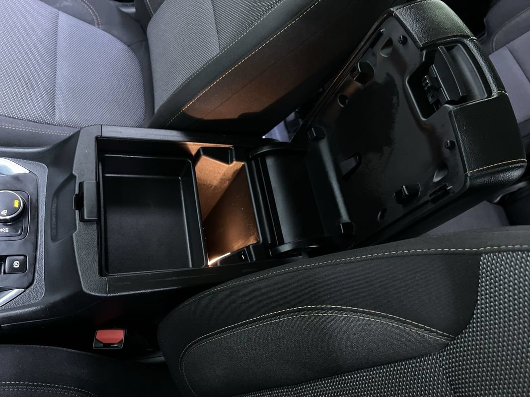 Used 2019 Chevrolet Traverse LS w/ LPO, Floor Liner Package AWD/4WD image 24