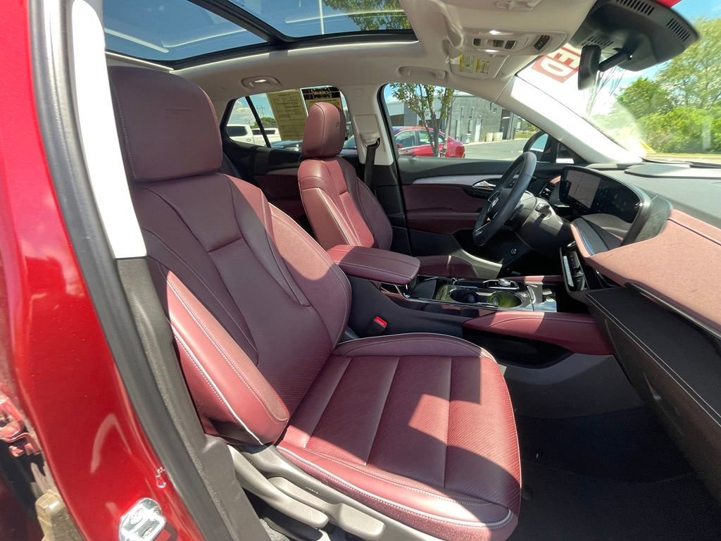 Used 2024 Buick Envision Sport Touring AWD/4WD image 27