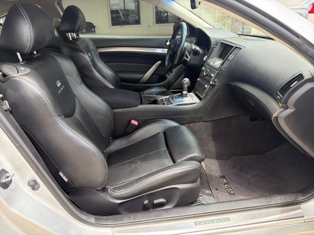 Used 2011 INFINITI G37 Journey w/ Premium Pkg RWD image 18