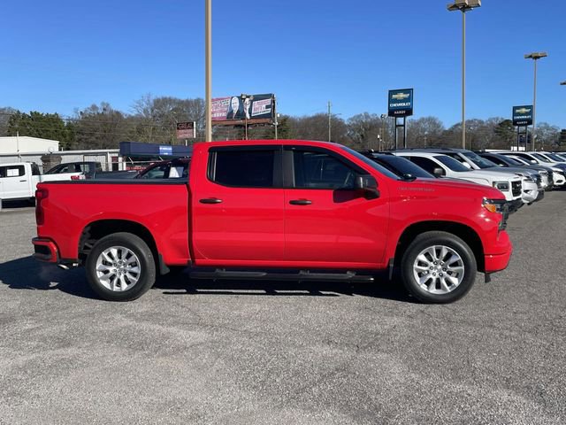 Used 2025 Chevrolet Silverado 1500 Custom image 2