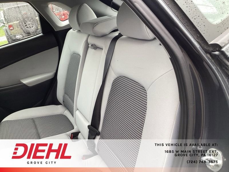 Used 2022 Hyundai Kona SE AWD/4WD image 13