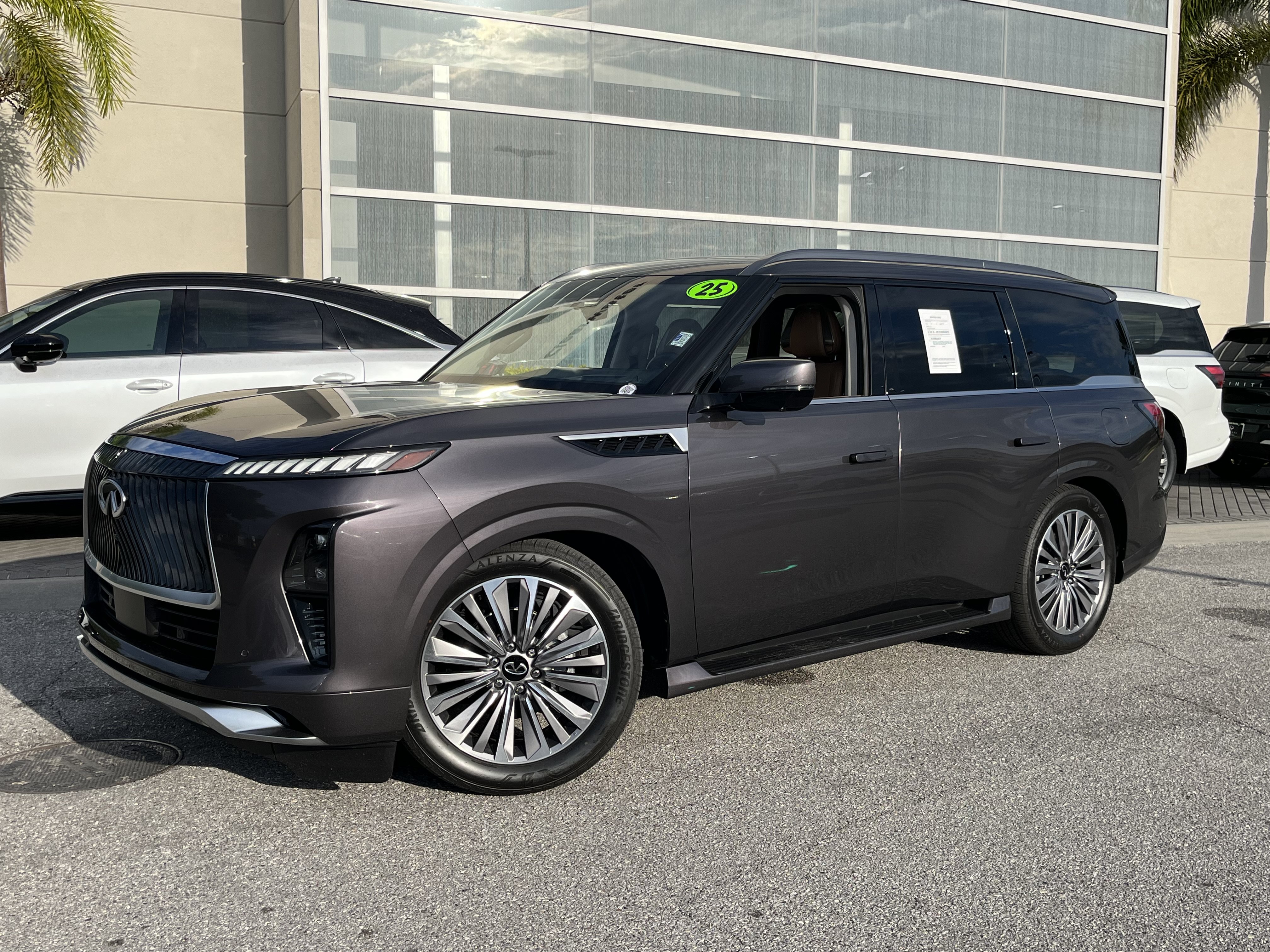 Used 2025 INFINITI QX80 Sensory