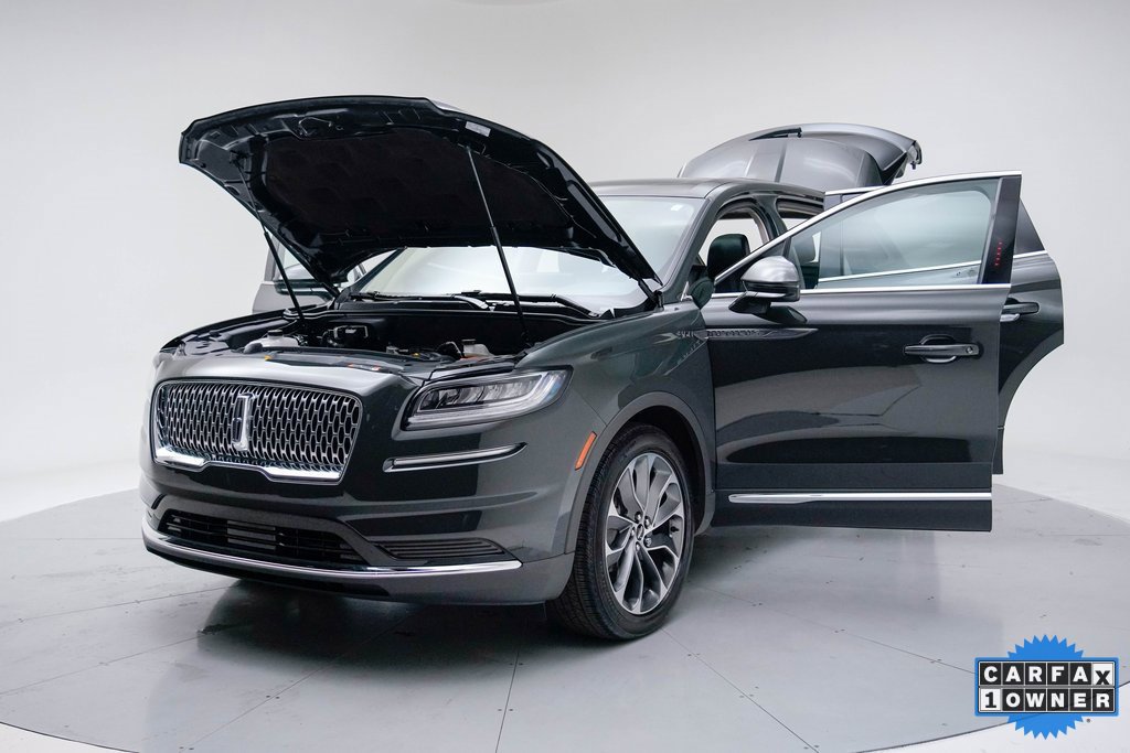 Used 2022 Lincoln Nautilus Reserve w/ Luxury Package image 31