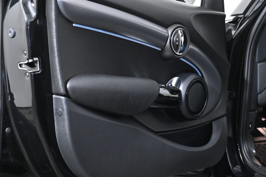 Certified 2024 MINI Cooper S image 26