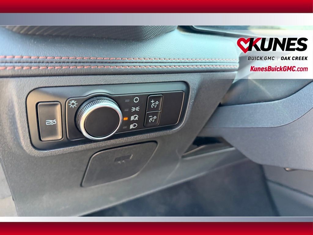 Used 2024 Ford Mustang Premium image 10